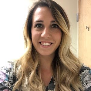 Meet your Posher, Alyssa